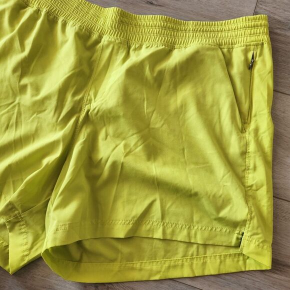 Old Navy Active Stretch Tech Shorts Womens Size 2X Yellow - Picture 2 of 5